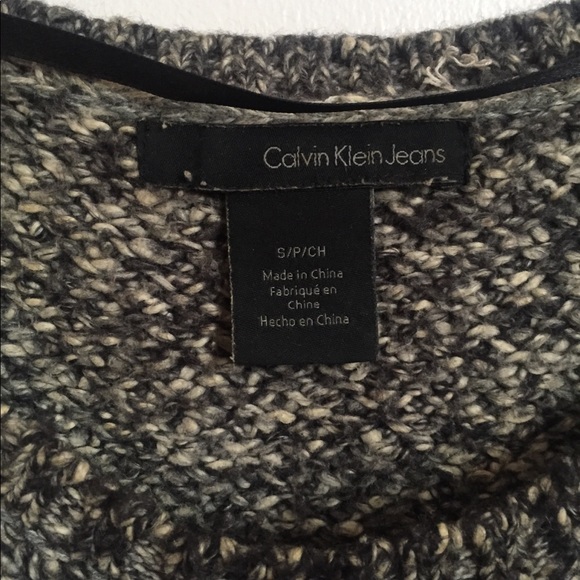 Calvin Klein sweater - Picture 2 of 2